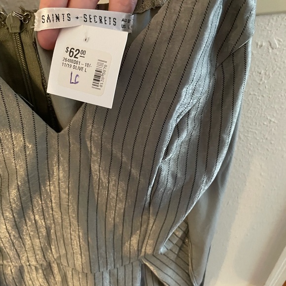 Saints + Secrets jumpsuit NWT - Picture 8 of 11